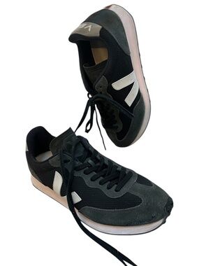 Veja Rio Bronco Sneaker Women's Size 11